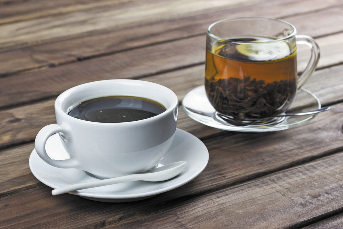 Alimenti che fanno bene alla vista: caffè e tè migliorano la salute degli occhi